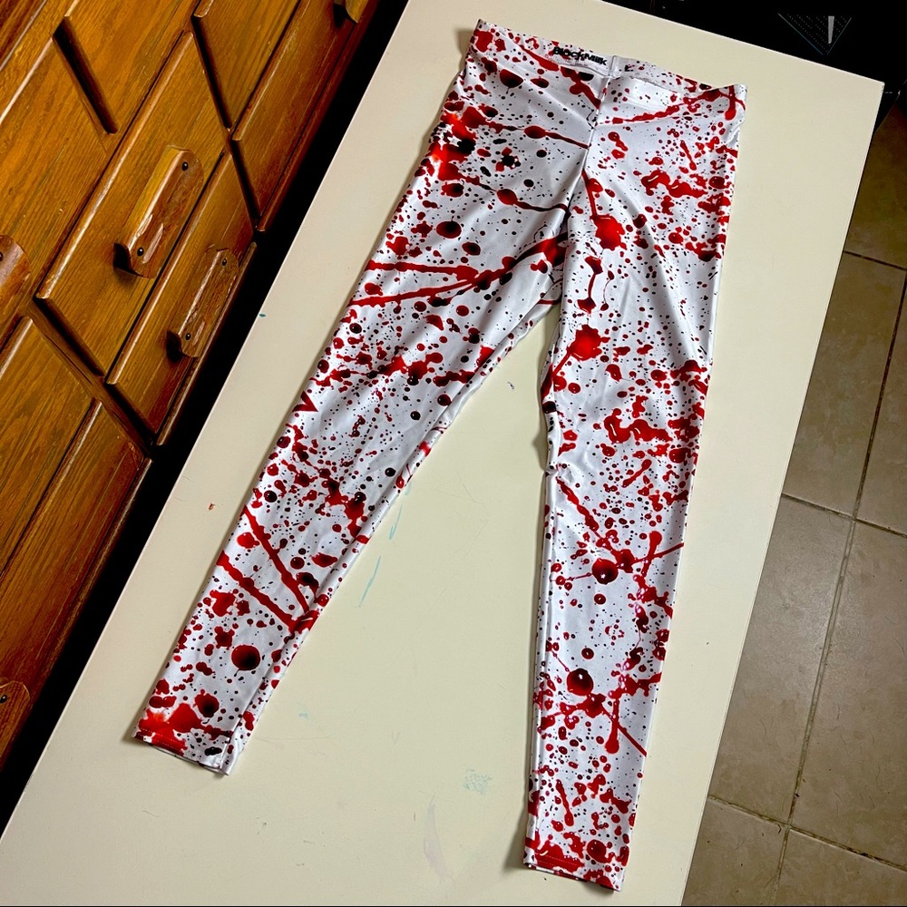 Blackmilk Blood splatter leggings Size Large